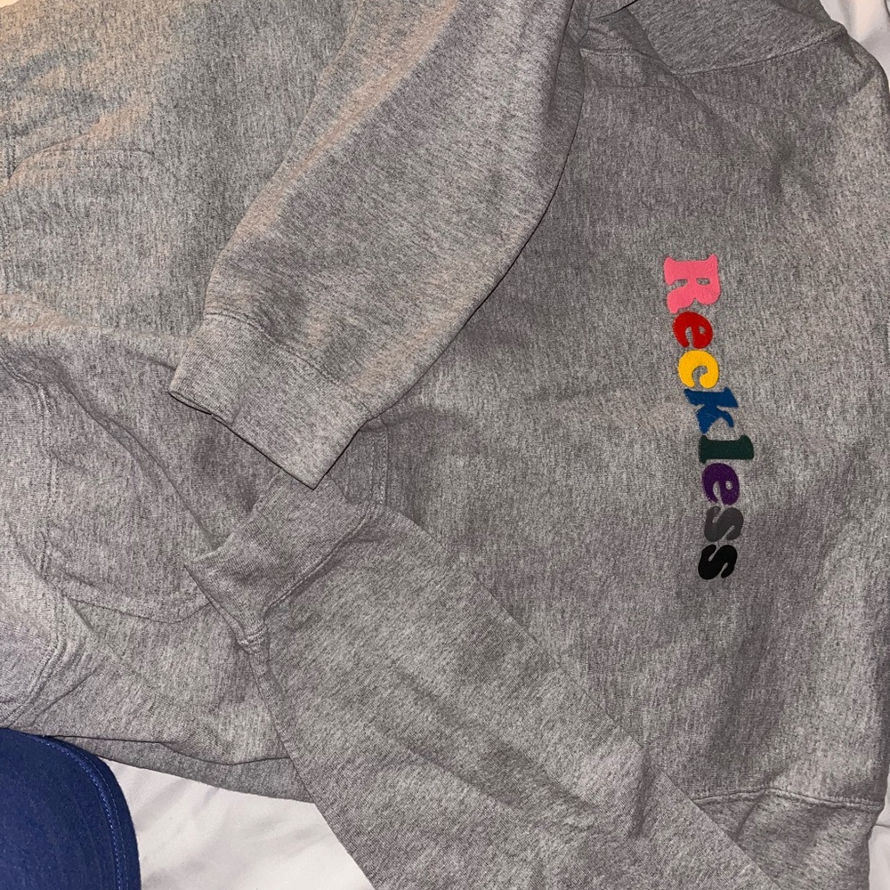 Young & Reckless Gray Sweater with Multicolor Logo